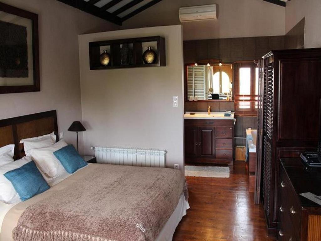 Domaine Saint Nicolas Bed & Breakfast Перпинян Стая снимка